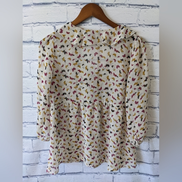 Cute Spring top! - Picture 2 of 4